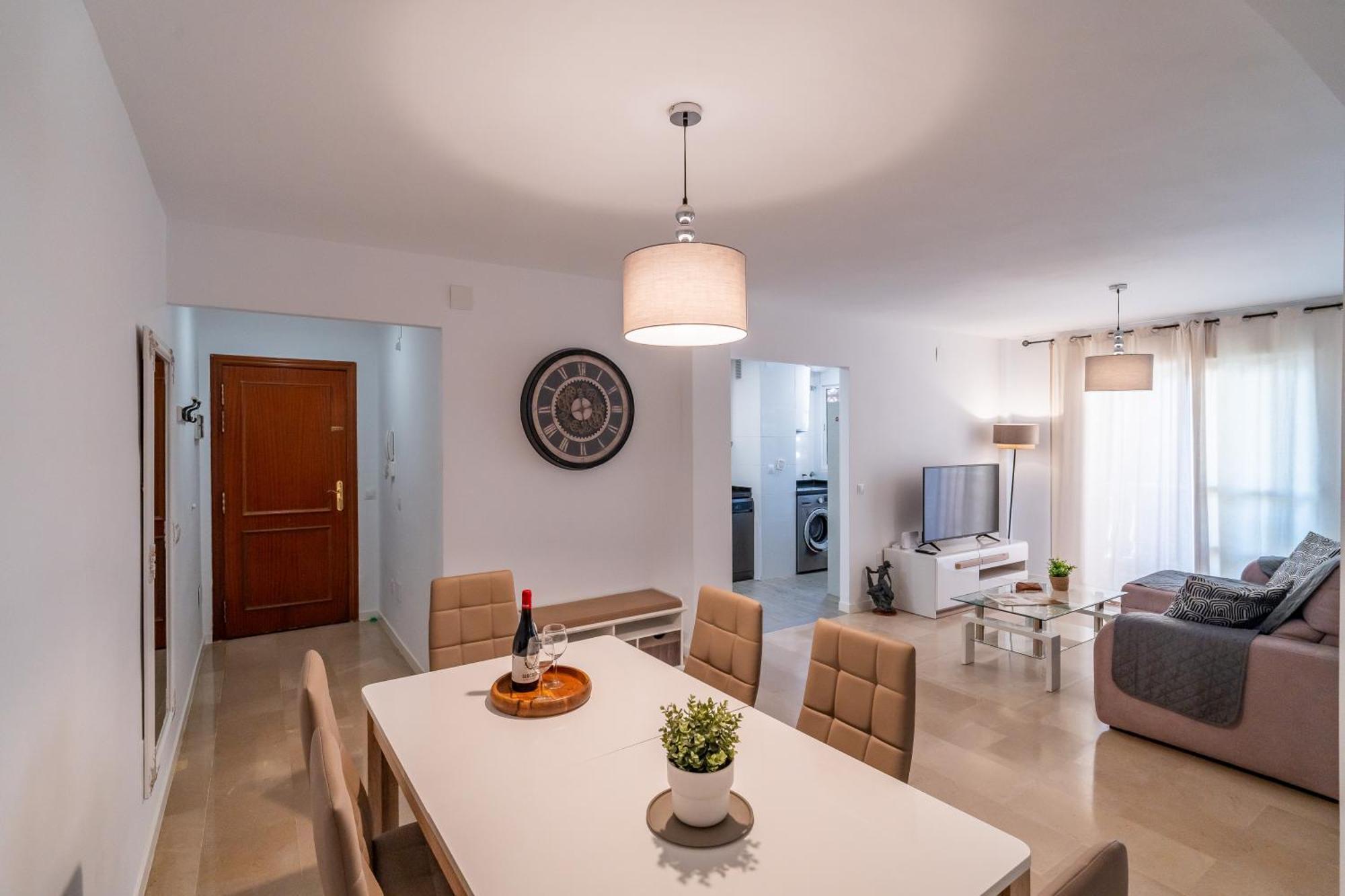 Casa Playa Guadalmar, Beautiful Apartment In Front Of The Sea, Wifi, Ac, Smart Tv, Private Parking Málaga Eksteriør billede